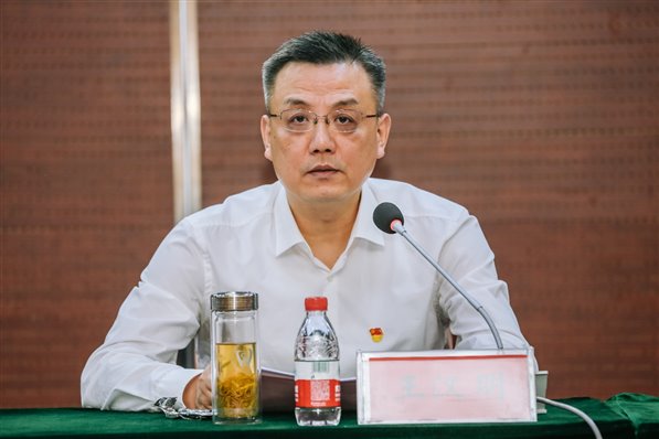 C:\Users\Administrator\Desktop\20190701建黨98周年表彰大會\LIPL5696.jpg