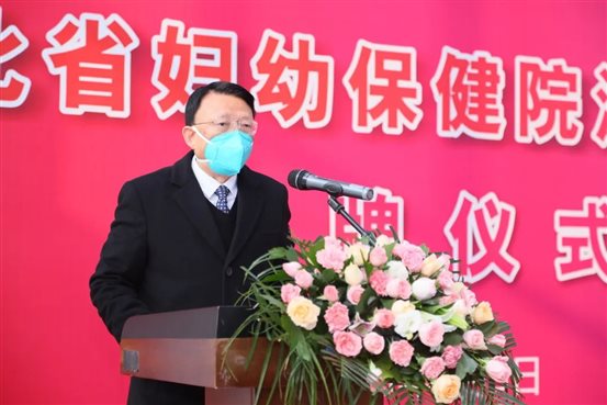 程龍獻(xiàn)開幕
